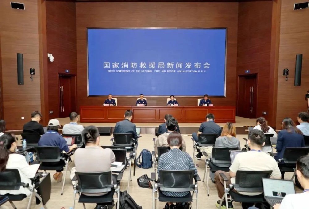 易燃外保溫材料成高層火災(zāi)隱患 國家消防救援局將開展全鏈條整治行動(dòng)